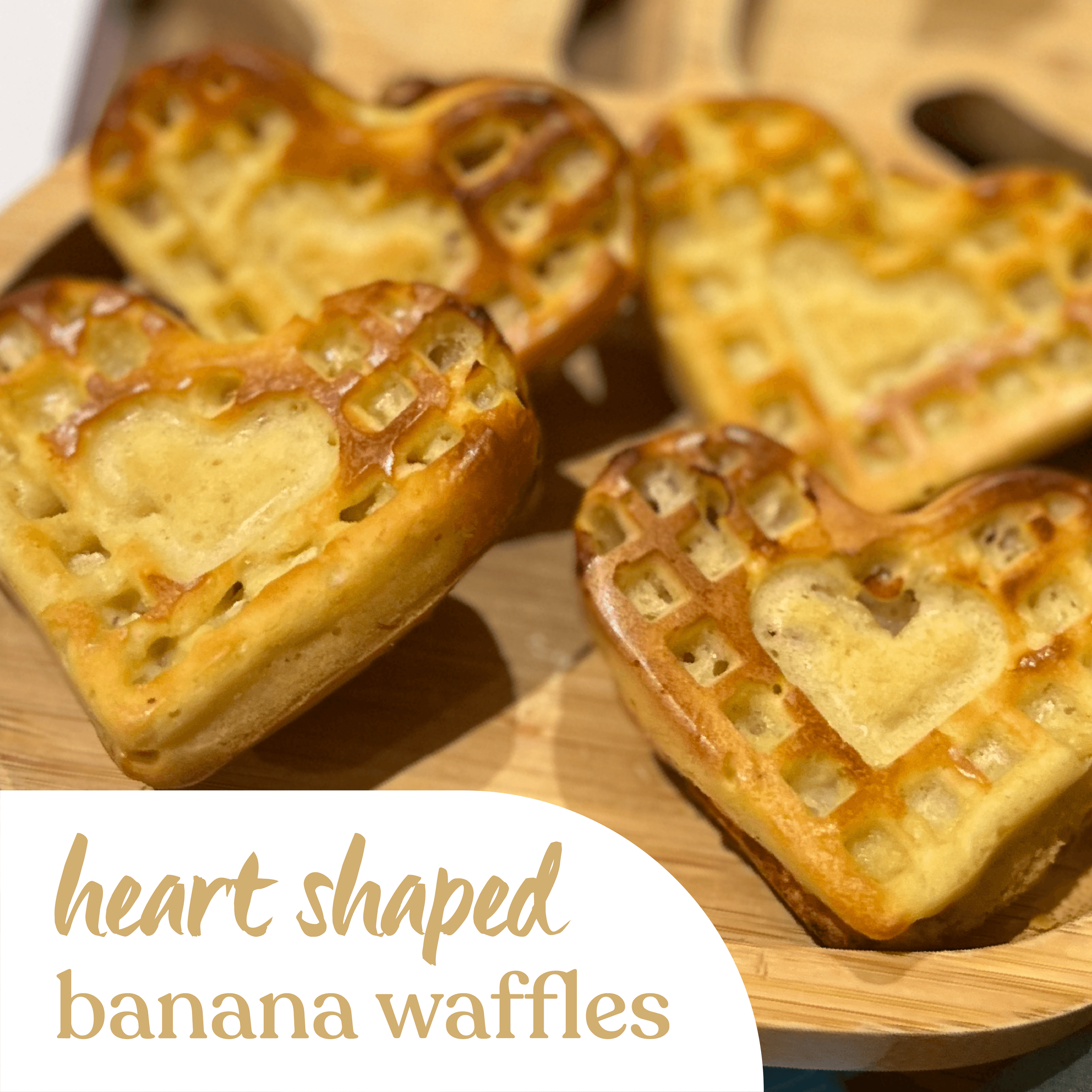 Heart-Shaped Banana Waffles*! 🍌💕 - Kendamil EU